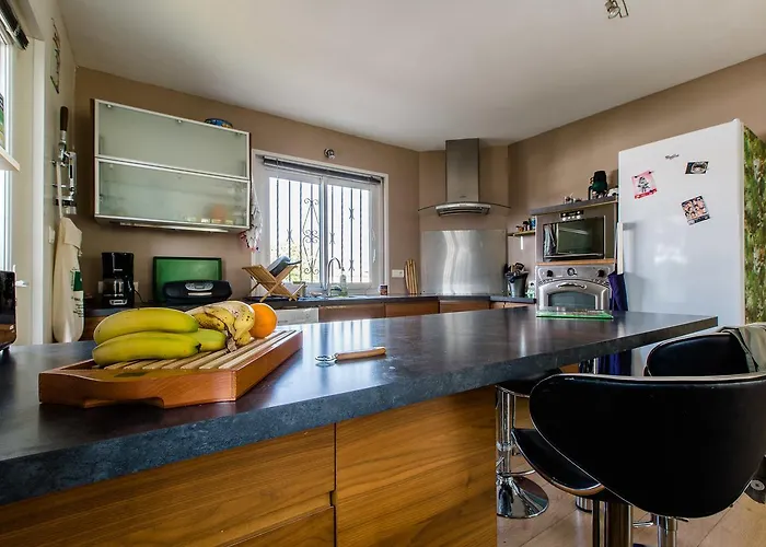 Nami House Hostel Anglet